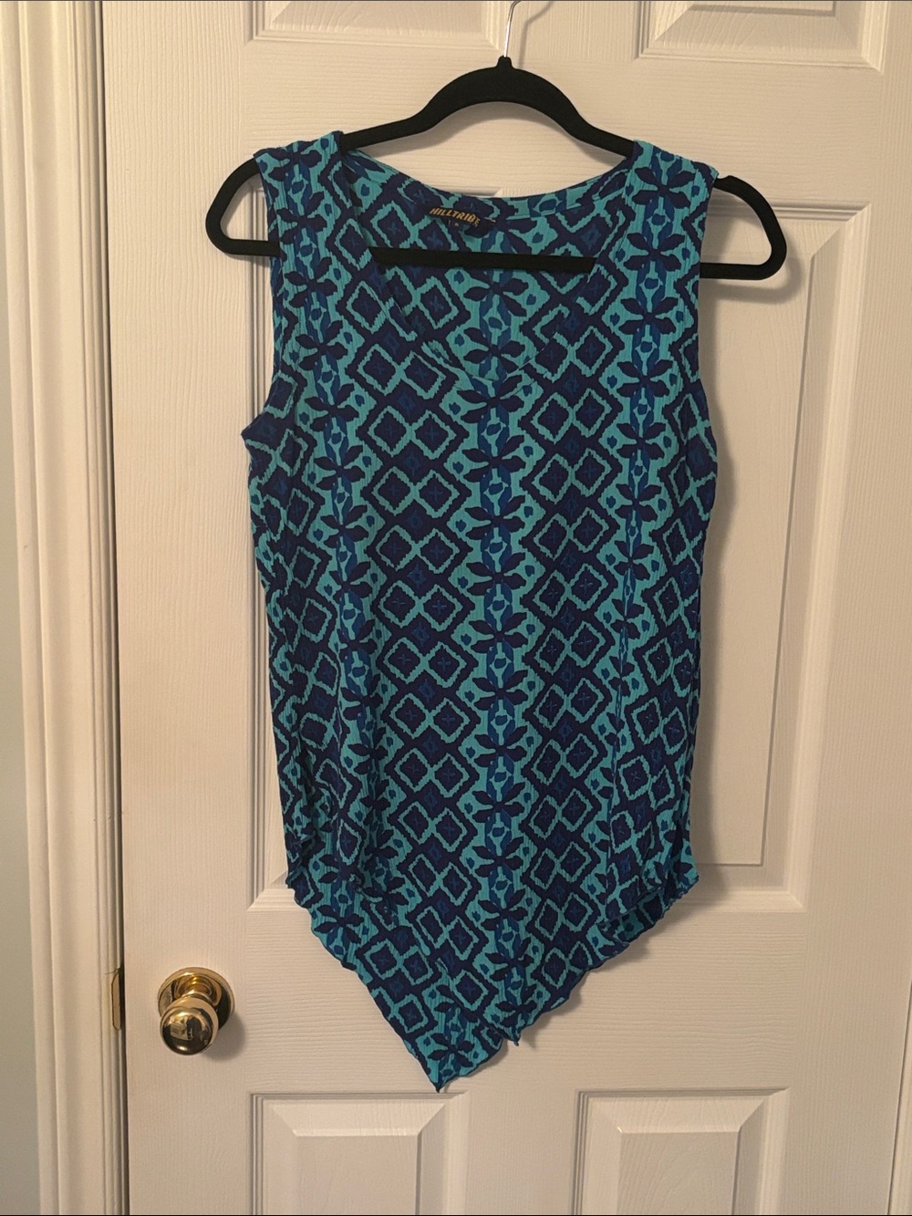Sleeveless Geometric Top